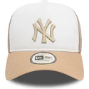 casquette-trucker-blanche-et-beige-a-frame-world-series-new-york-yankees-mlb-new-era