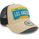 casquette-trucker-beige-et-noire-a-frame-license-plate-los-angeles-villes-et-plages-new-era