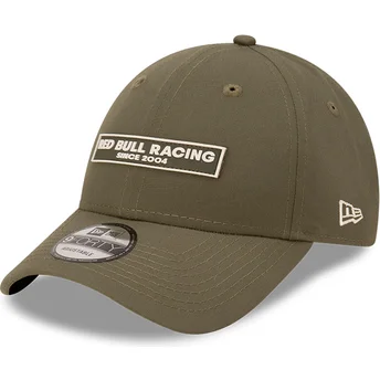 Cappellino verde curvo regolabile 9FORTY REPREVE Wordmark di Red Bull Racing Formula 1 di New Era