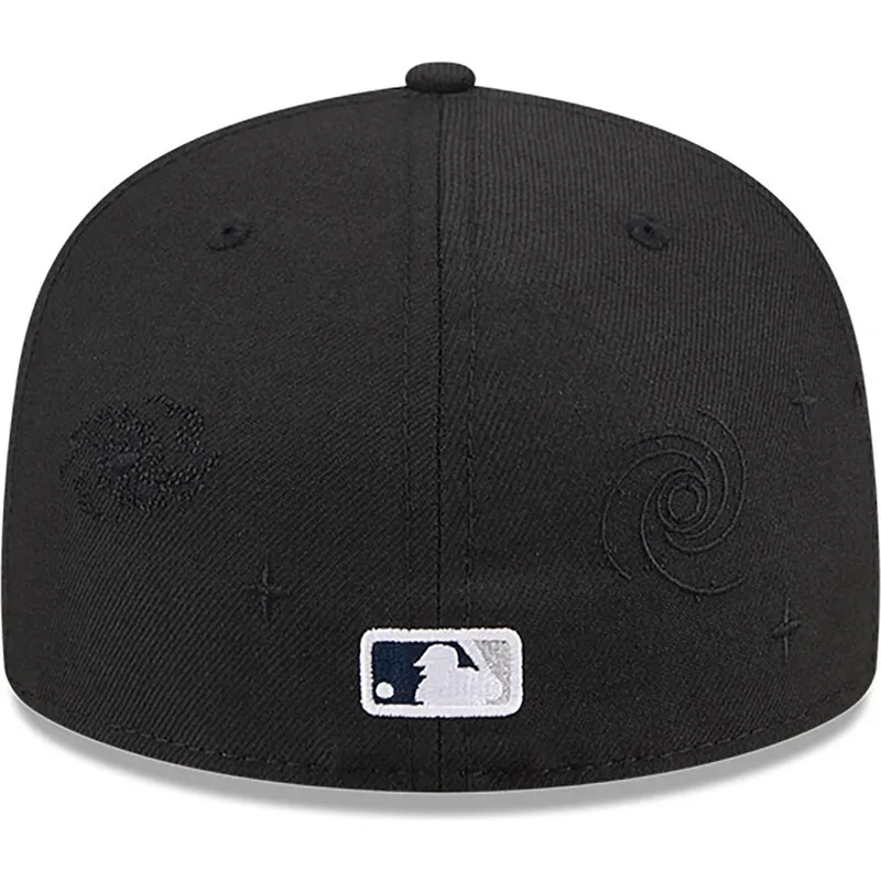 czarna-dopasowana-czapka-z-daszkiem-59fifty-global-new-york-yankees-mlb-od-new-era