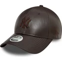 casquette-courbee-marron-ajustable-pour-femme-avec-logo-marron-9forty-midi-pu-new-york-yankees-mlb-new-era