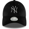 schwarze-gebogene-verstellbare-damenkappe-9forty-velour-diamante-der-new-york-yankees-mlb-von-new-era