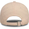gebogene-rosa-verstellbare-damenkappe-9twenty-padded-new-york-yankees-mlb-von-new-era
