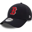 verstellbare-9forty-navy-blaue-kappe-mit-gebogenem-schirm-und-seitenaufnaher-der-boston-red-sox-mlb-von-new-era
