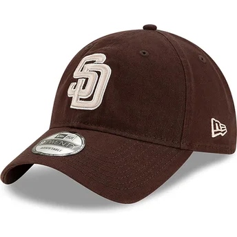 Cappellino regolabile marrone con visiera curva 9TWENTY Core Classic dei San Diego Padres MLB di New Era