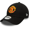 casquette-courbee-noire-ajustable-9forty-essential-manchester-united-football-club-new-era