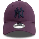 new-era-mlb-new-york-yankees-9twenty-league-essential-violette-verstellbare-kappe-mit-dunkelblauem-logo