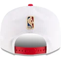 weisse-und-rote-flache-snapback-kappe-9fifty-classic-von-golden-state-warriors-nba-von-new-era