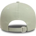jasnozielona-regulowana-czapka-z-zakrzywionym-daszkiem-9forty-essential-od-new-era
