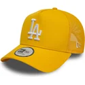 gelbe-9forty-a-frame-league-essential-trucker-kappe-der-los-angeles-dodgers-mlb-von-new-era