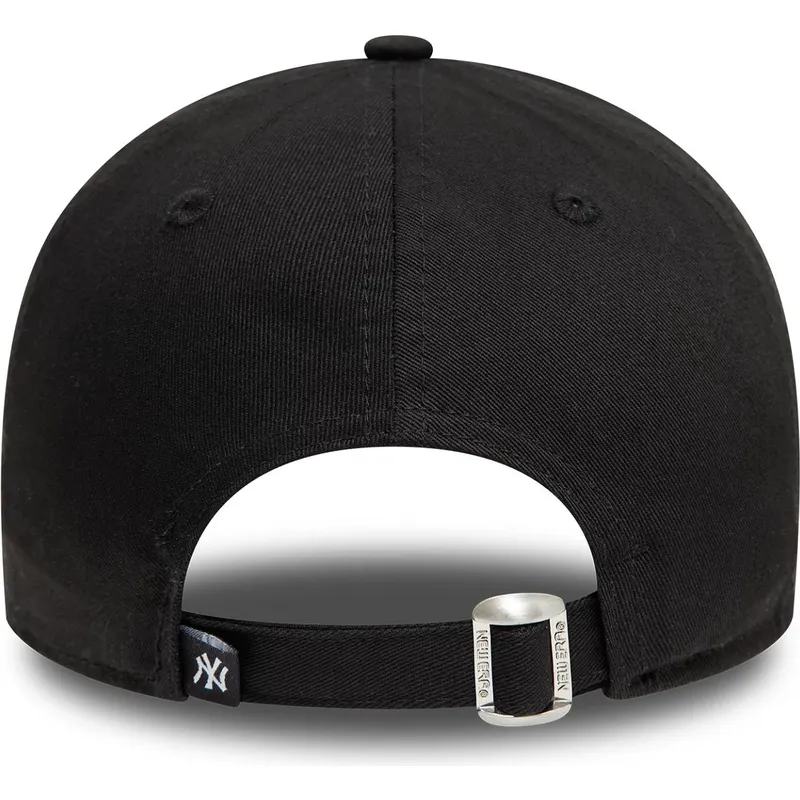 schwarze-verstellbare-curved-cap-mit-schwarzem-logo-9forty-icon-der-new-york-yankees-mlb-snake-von-new-era