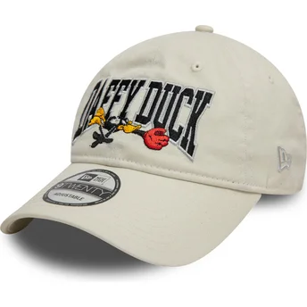 Casquette courbée beige ajustable 9TWENTY Washed Daffy Duck Looney Tunes New Era