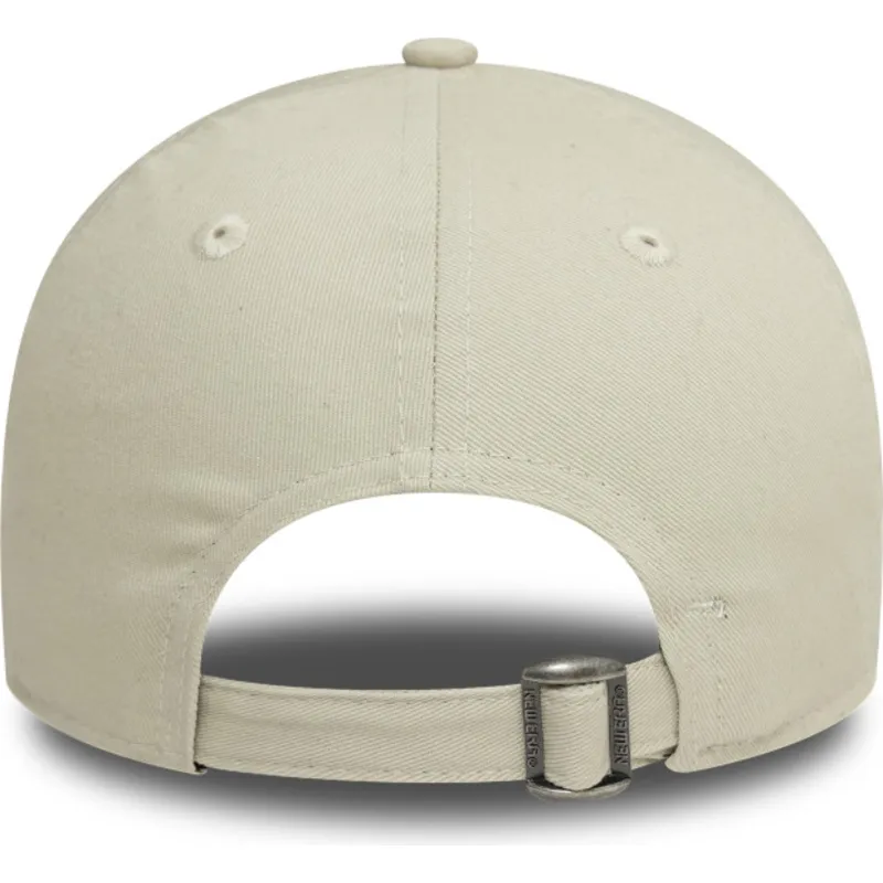 berretto-curvo-beige-regolabile-da-donna-9twenty-flame-visor-di-new-era