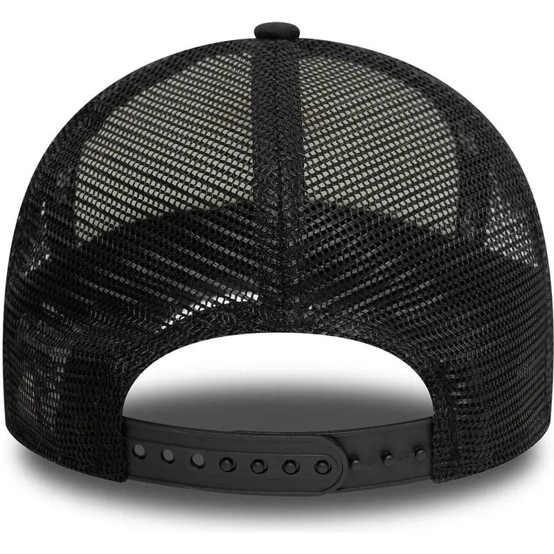 weisse-und-schwarze-trucker-kappe-fur-jungen-9forty-a-frame-batman-dc-comics-von-new-era