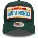 gron-bojd-snapbackkeps-9forty-a-frame-license-plate-santa-monica-stader-och-strander-fran-new-era
