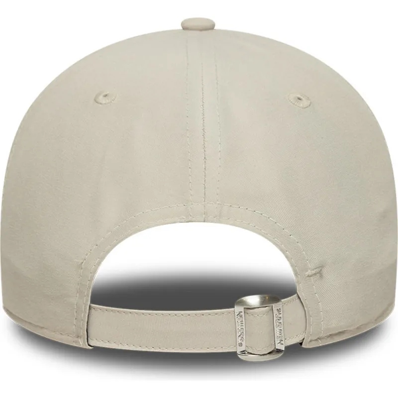 beige-verstellbare-curved-cap-9forty-flawless-der-new-york-yankees-mlb-von-new-era