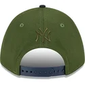 zielono-granatowa-czapka-z-zakrzywionym-daszkiem-snapback-9forty-m-crown-city-feature-new-york-yankees-mlb-marki-new-era