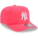 new-era-new-york-yankees-mlb-justerbar-rosa-kurvad-golfer-everyday-nylon-keps
