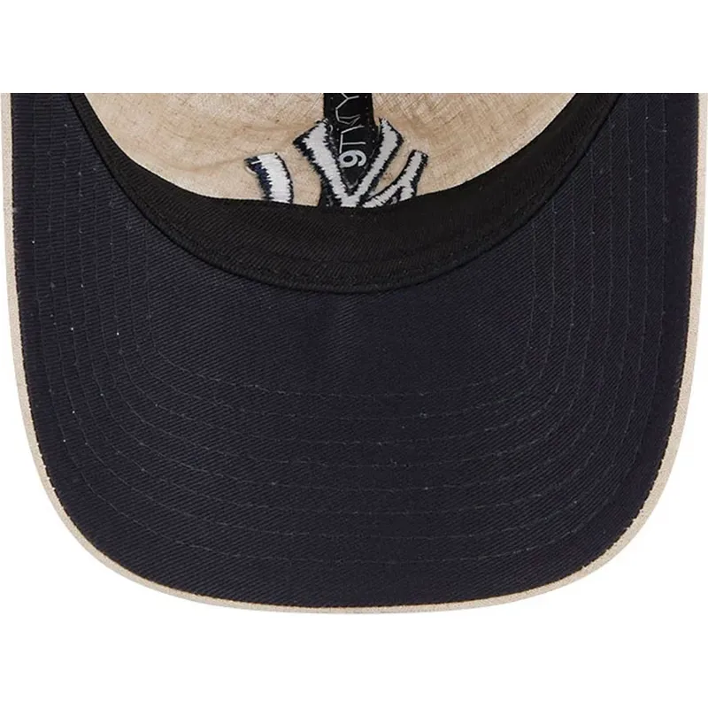 beige-verstellbare-curved-cap-mit-marineblauem-logo-9twenty-linen-spring-training-fan-pack-2025-der-new-york-yankees-mlb-von-new