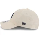 berretto-curvo-beige-regolabile-con-logo-blu-navy-9twenty-linen-spring-training-fan-pack-2025-dei-new-york-yankees-mlb-di-new-er