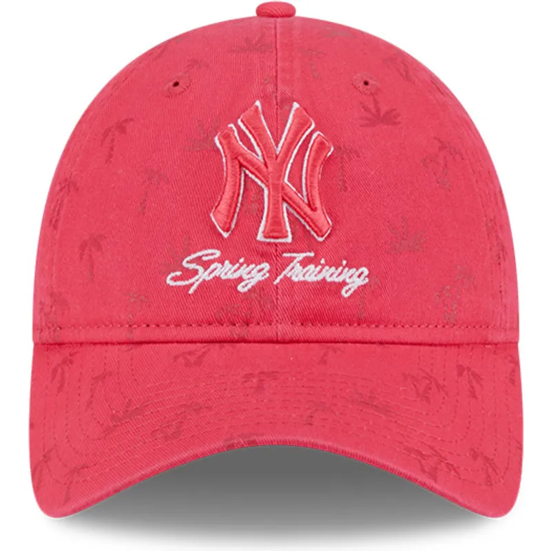 justerbar-rosa-kurvad-keps-for-dam-9twenty-pattern-spring-training-fan-pack-2025-fran-new-york-yankees-mlb-av-new-era