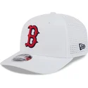 weisse-trucker-cap-9seventy-perf-spring-training-fan-pack-2025-der-boston-red-sox-mlb-von-new-era