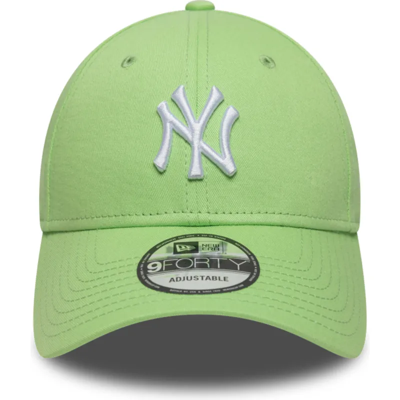 verstellbare-9forty-colour-pack-kappe-in-hellgrun-der-new-york-yankees-mlb-von-new-era