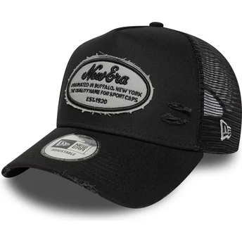 Schwarze A-Frame Trucker-Kappe mit ovalem Distress-Patch von New Era