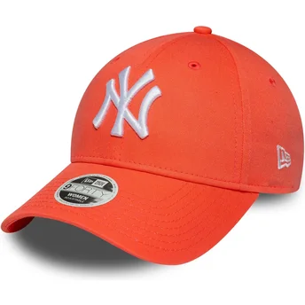 Verstellbare orangefarbene Damen-Cap mit gebogenem Schirm 9FORTY League Essential der New York Yankees MLB von New Era.