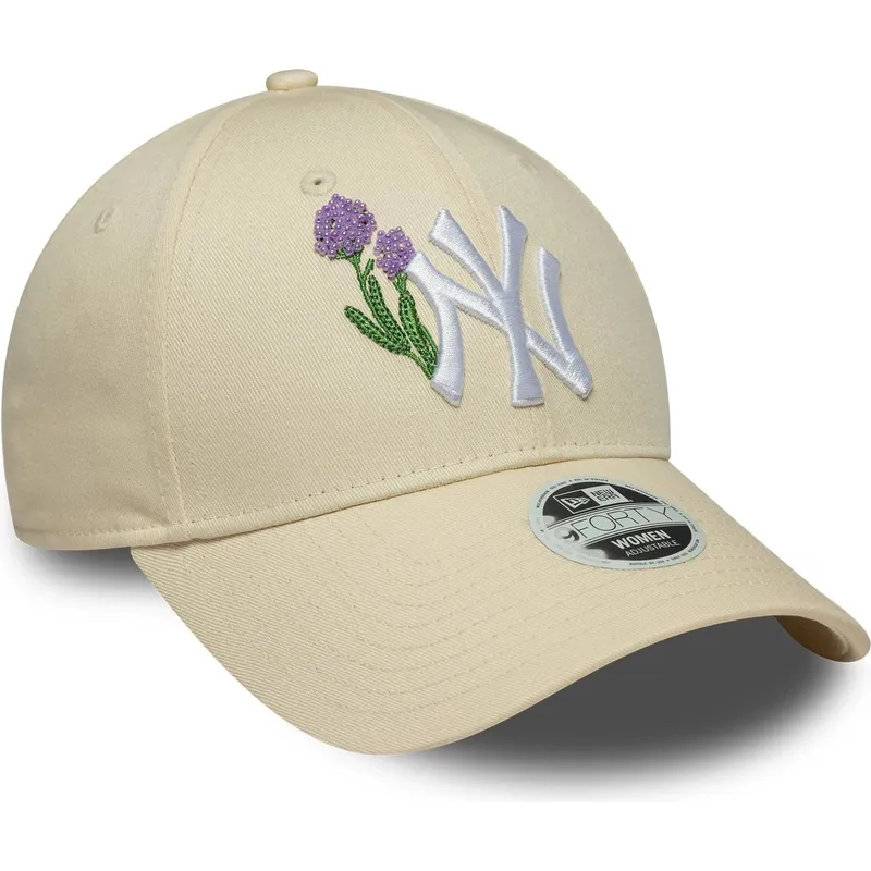 bezowa-regulowana-czapka-z-daszkiem-dla-kobiet-9forty-beaded-new-york-yankees-mlb-od-new-era