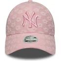 verstellbare-rosa-damen-cap-mit-gebogenem-schirm-9forty-floral-towelling-der-new-york-yankees-mlb-von-new-era