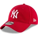 czerwona-regulowana-czapka-z-zakrzywionym-daszkiem-9twenty-core-classic-new-york-yankees-mlb-od-new-era