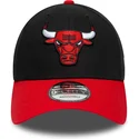 casquette-courbee-noire-et-rouge-ajustable-9forty-side-patch-chicago-bulls-nba-new-era