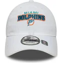 weisse-verstellbare-gebogene-kappe-9twenty-washed-distress-der-miami-dolphins-nfl-von-new-era
