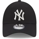 czarna-zakrzywiona-regulowana-czapka-damska-9forty-z-metalicznym-logo-new-york-yankees-mlb-od-new-era