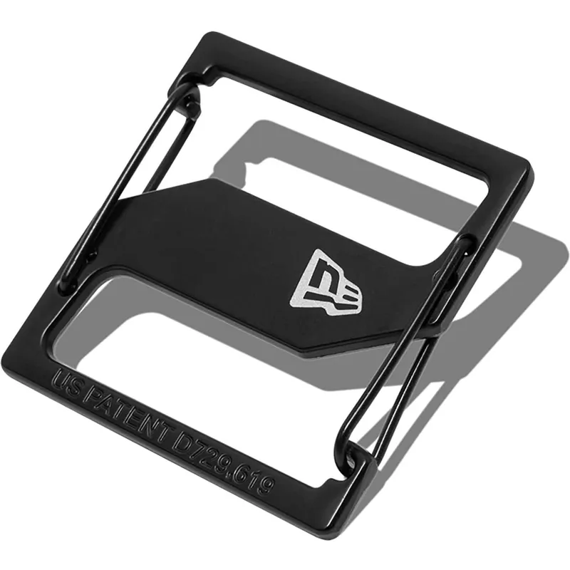 svart-clip-fran-new-era