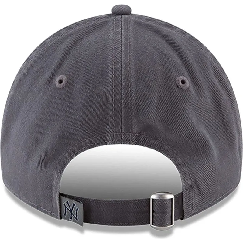 regulowana-szara-czapka-z-zakrzywionym-daszkiem-z-niebieskim-logo-9twenty-core-classics-new-york-yankees-mlb-od-new-era