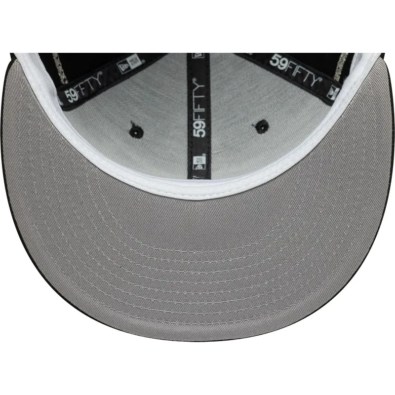 schwarze-enganliegende-59fifty-flatcap-chain-wrap-der-chicago-white-sox-mlb-von-new-era