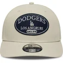 beige-gebogener-snapback-9seventy-stretch-snap-patch-kappe-der-los-angeles-dodgers-mlb-von-new-era