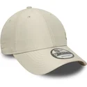 beige-justerbar-bojd-keps-med-beige-logotyp-9forty-tonal-flawless-new-york-yankees-mlb-fran-new-era