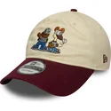 beige-und-weinrote-verstellbare-curved-cap-9twenty-garfield-und-odie-von-new-era