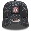 schwarze-trucker-kappe-a-frame-all-over-print-von-manchester-united-football-club-premier-league-von-new-era