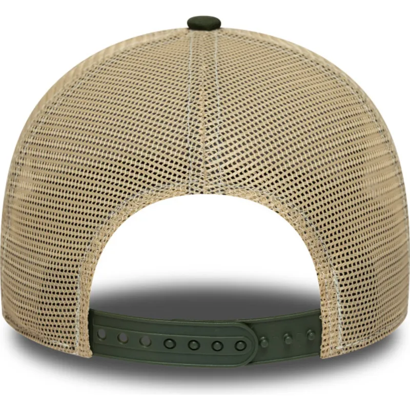 trucker-cap-braun-und-grun-a-frame-animal-patch-buffel-von-new-era