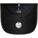 verstellbare-schwarze-damenkappe-mit-gebogenem-schirm-und-schwarzem-logo-9twenty-tonal-der-new-york-yankees-mlb-von-new-era