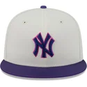 bezowo-fioletowa-dopasowana-czapka-z-daszkiem-59fifty-clr-dvlp-new-york-yankees-mlb-od-new-era