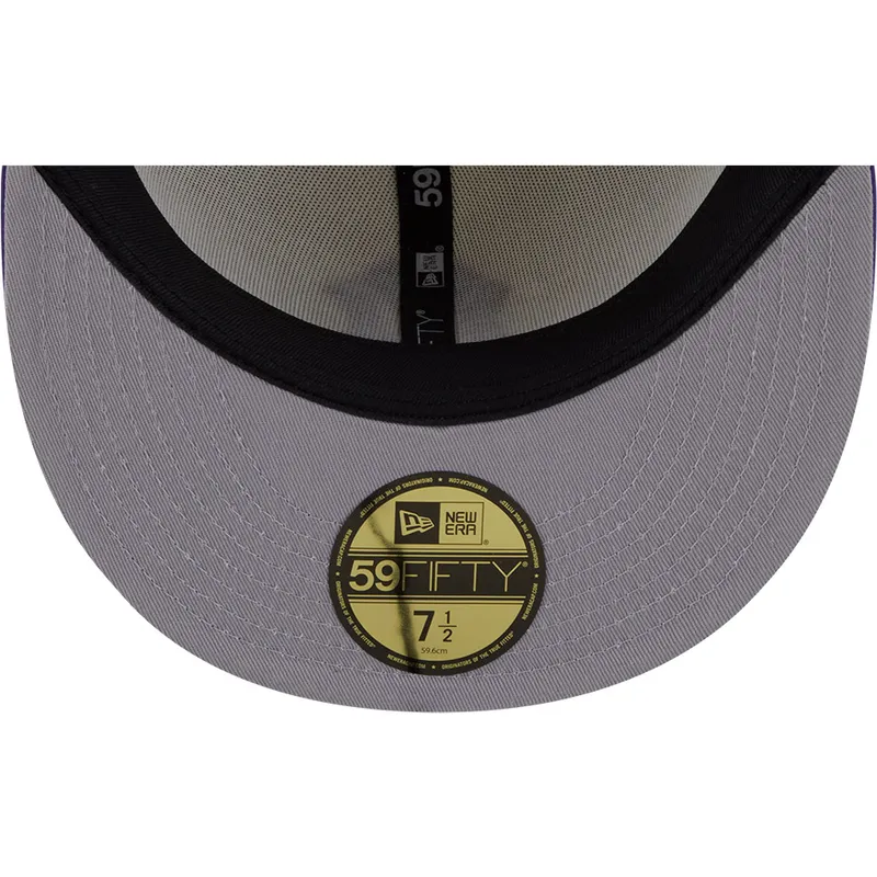 bezowo-fioletowa-dopasowana-czapka-z-daszkiem-59fifty-clr-dvlp-new-york-yankees-mlb-od-new-era