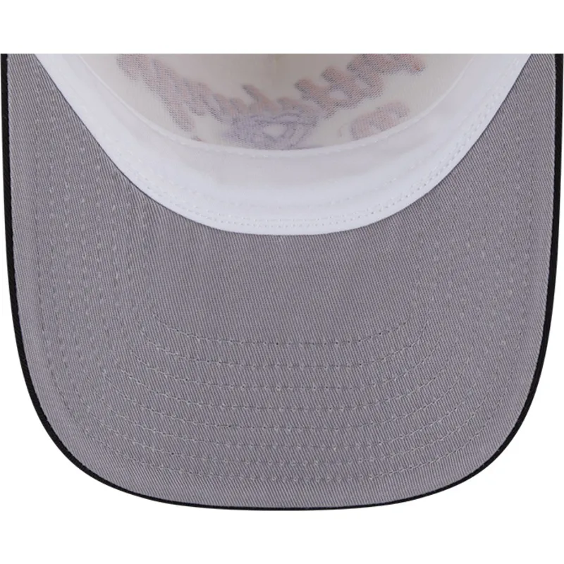 beige-und-schwarze-gebogene-snapback-kappe-9fifty-a-frame-chainstitch-der-pittsburgh-penguins-nhl-von-new-era