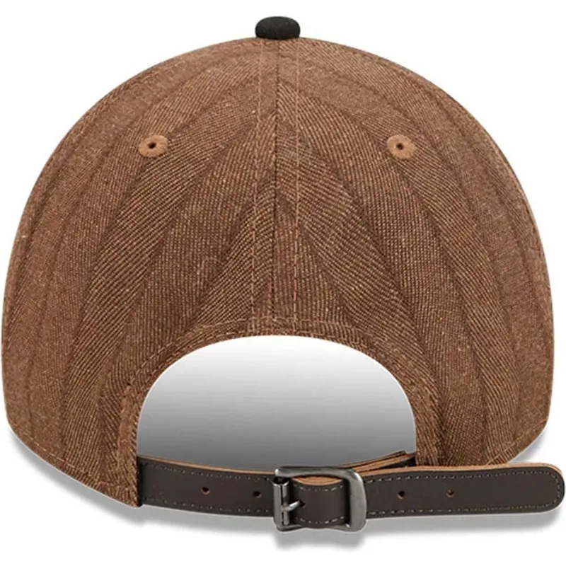 cappellino-curvo-marrone-e-nero-regolabile-9twenty-a-frame-wool-pinstripe-di-chicago-white-sox-mlb-di-new-era