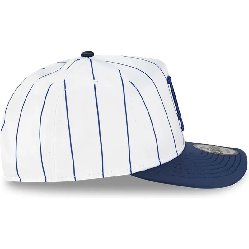 biala-i-niebieska-czapka-z-zakrzywionym-daszkiem-typu-snapback-9fifty-a-frame-satin-pinstripe-los-angeles-dodgers-mlb-od-new-era
