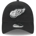cappellino-curvo-nero-regolabile-9twenty-stamp-detroit-red-wings-nhl-di-new-era